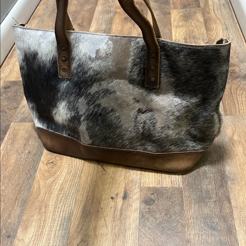 STS Ranchwear cowhide purse - Picture 3 of 5